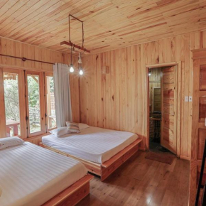 Hera Hotel